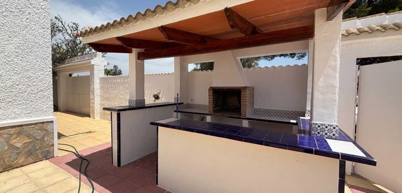 Herverkoop - Villa -
Ciudad quesada - Costa blanca sur