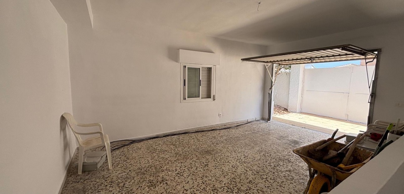 Herverkoop - Villa -
Ciudad quesada - Costa blanca sur