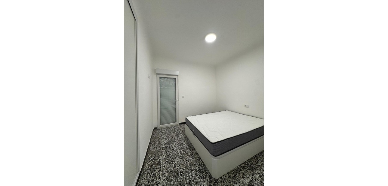 Sale - Apartment / flat -
Orihuela Costa - Playa Flamenca