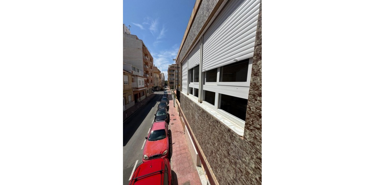 Sale - Apartment / flat -
Orihuela Costa - Playa Flamenca
