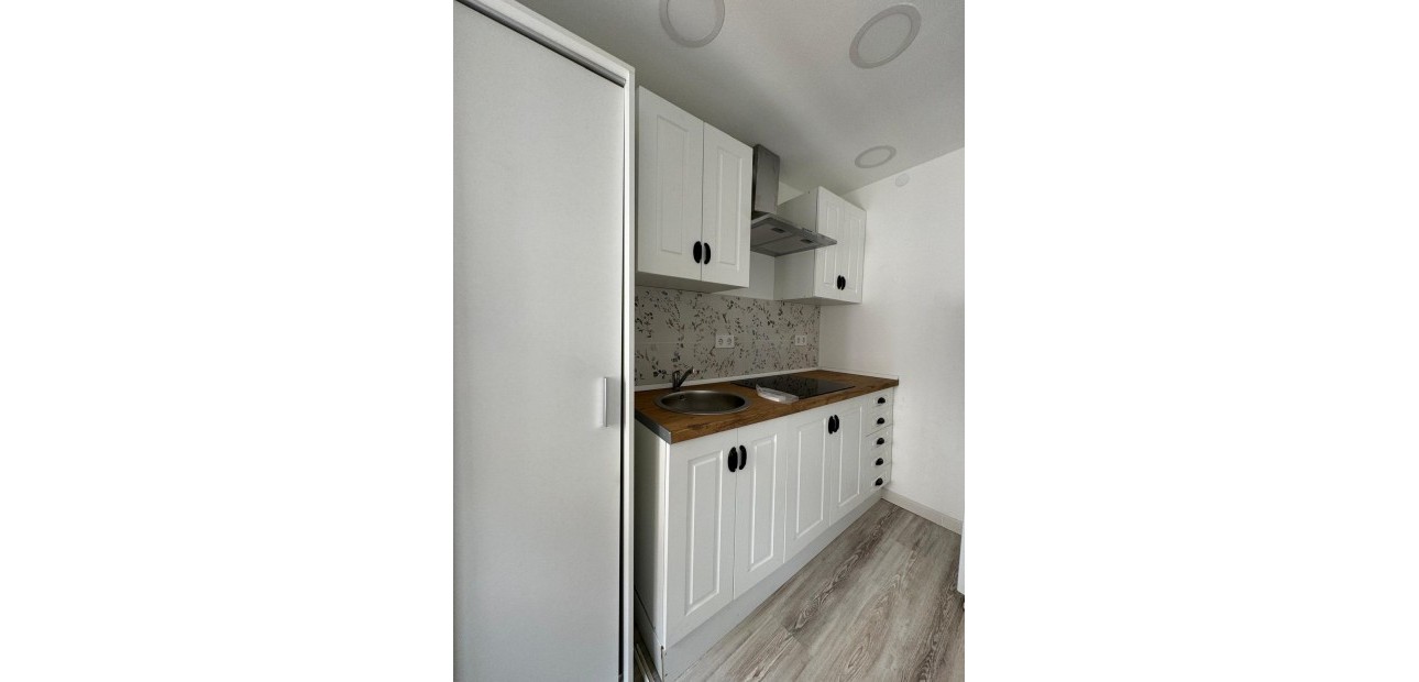 Sale - Apartment / flat -
Orihuela Costa - Playa Flamenca