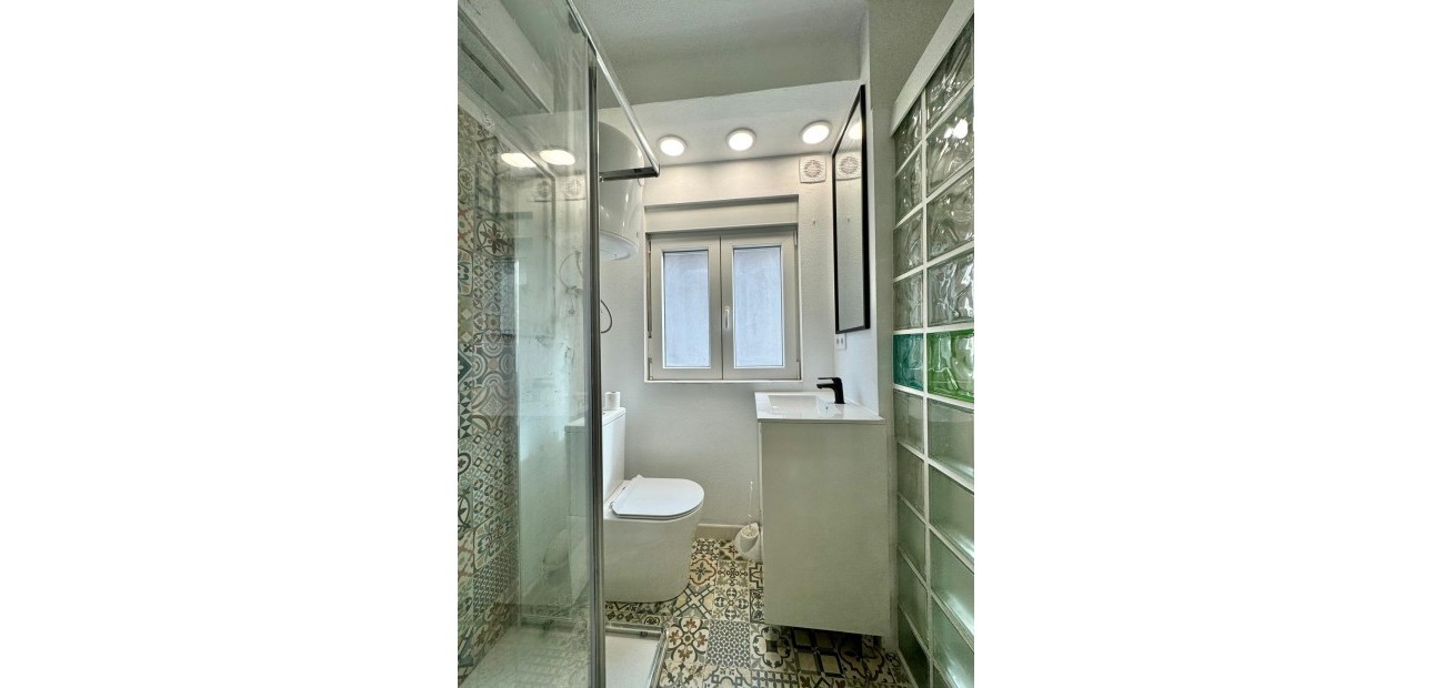 Sale - Apartment / flat -
Orihuela Costa - Playa Flamenca