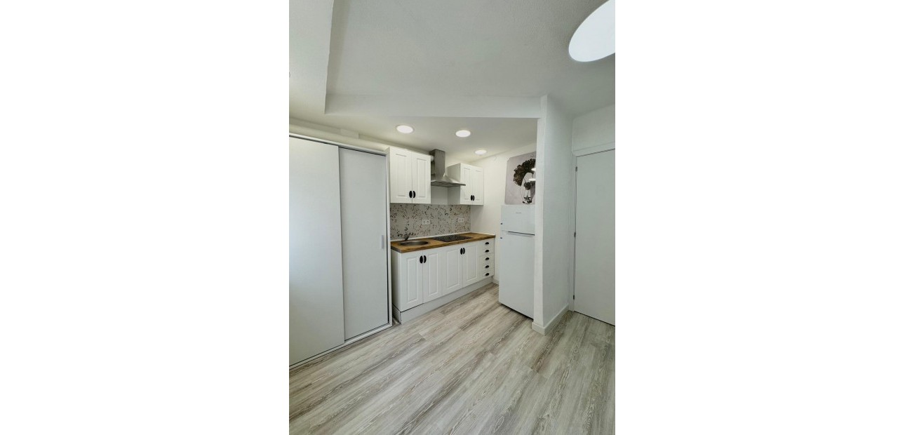 Sale - Apartment / flat -
Orihuela Costa - Playa Flamenca