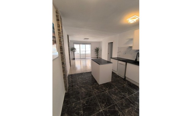 Sale - Apartment / flat -
Torrevieja - Playa del cura