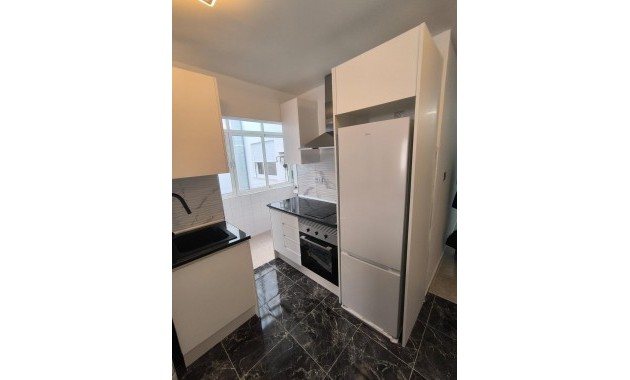 Sale - Apartment / flat -
Torrevieja - Playa del cura