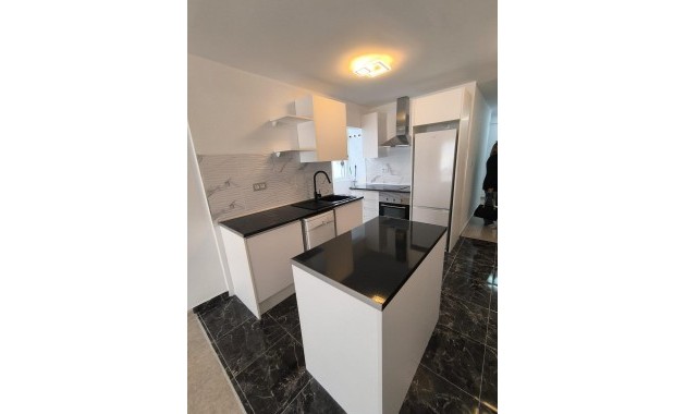 Sale - Apartment / flat -
Torrevieja - Playa del cura