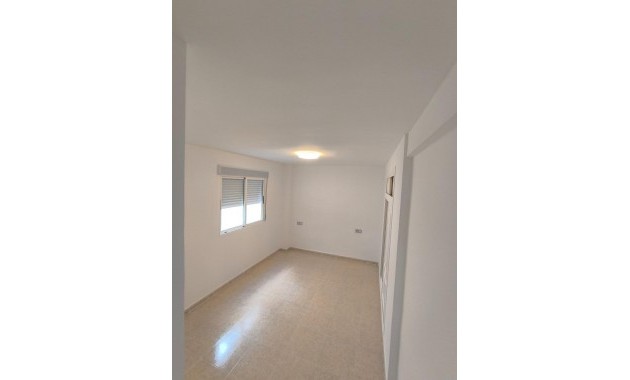 Sale - Apartment / flat -
Torrevieja - Playa del cura
