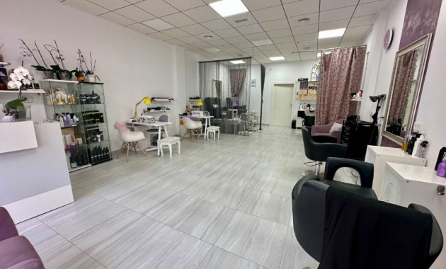 Sale - Commercial -
La Zenia