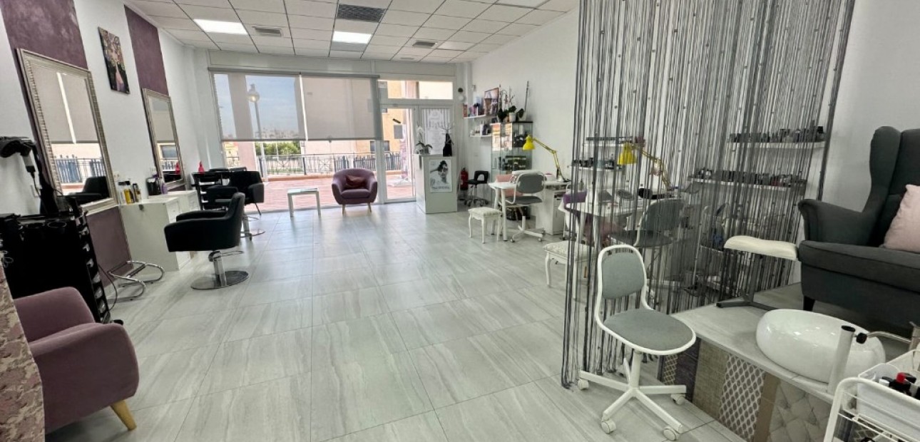 Sale - Commercial -
La Zenia