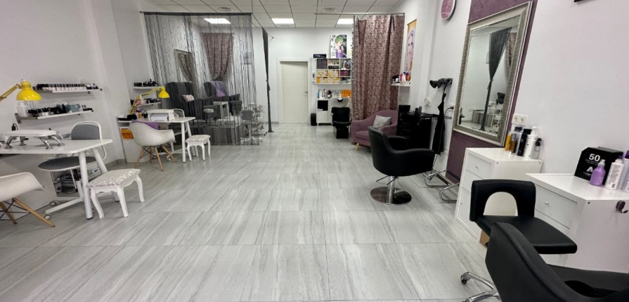 Sale - Commercial -
La Zenia