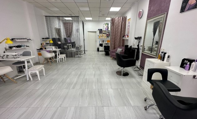 Sale - Commercial -
La Zenia