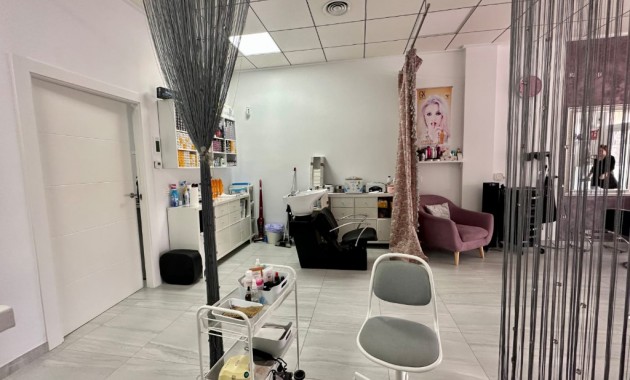 Sale - Commercial -
La Zenia