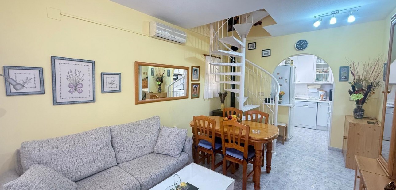 Herverkoop - Bungalow -
Orihuela Costa - Playa Flamenca