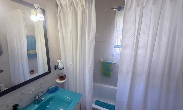 Herverkoop - Bungalow -
Orihuela Costa - Playa Flamenca