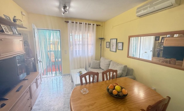 Herverkoop - Bungalow -
Orihuela Costa - Playa Flamenca