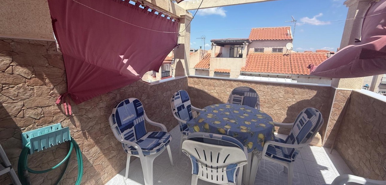 Herverkoop - Bungalow -
Orihuela Costa - Playa Flamenca