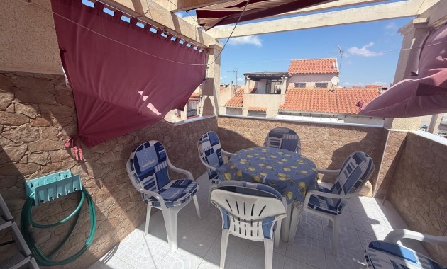 Herverkoop - Bungalow -
Orihuela Costa - Playa Flamenca