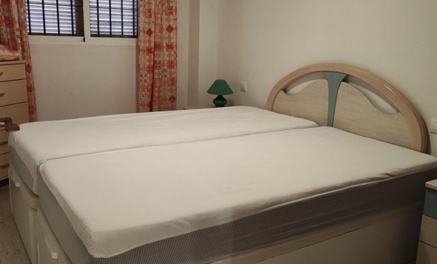 Herverkoop - Appartement / flat -
Torrevieja - Torreblanca