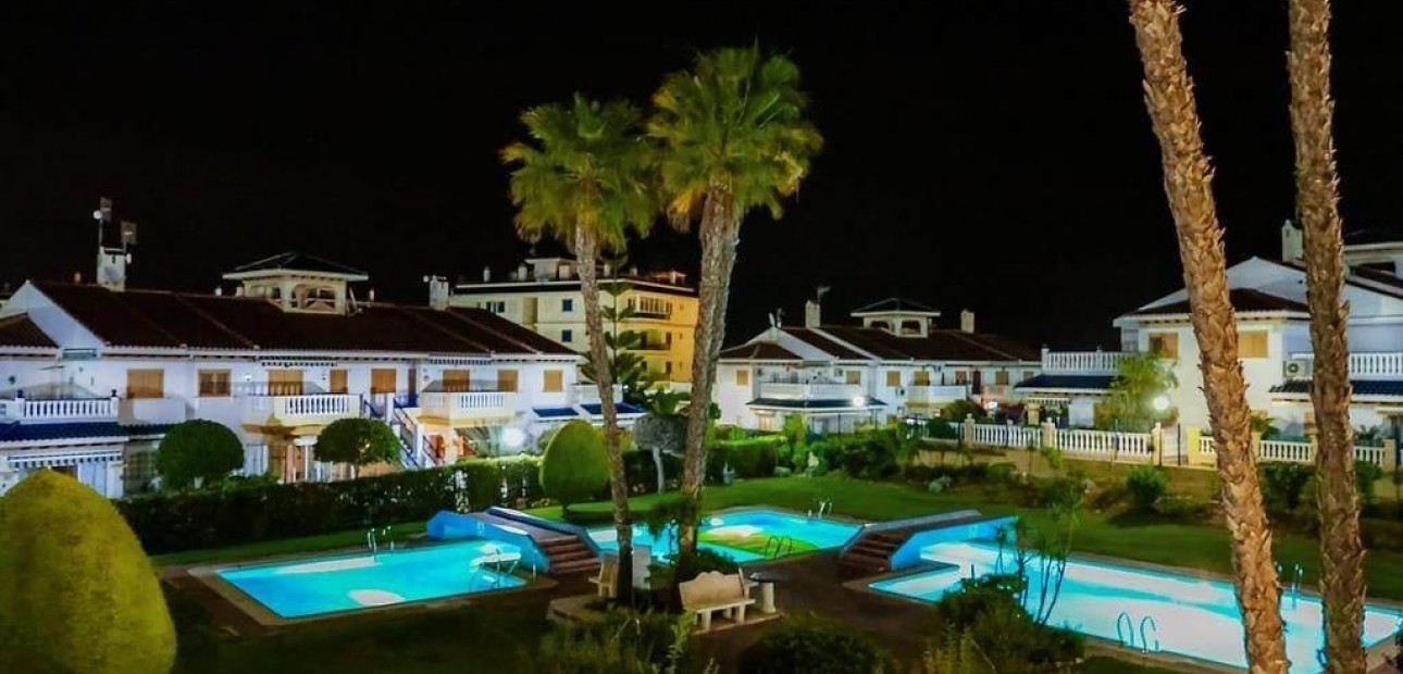 Herverkoop - Appartement / flat -
Torrevieja - Torreblanca