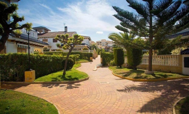 Herverkoop - Appartement / flat -
Torrevieja - Torreblanca