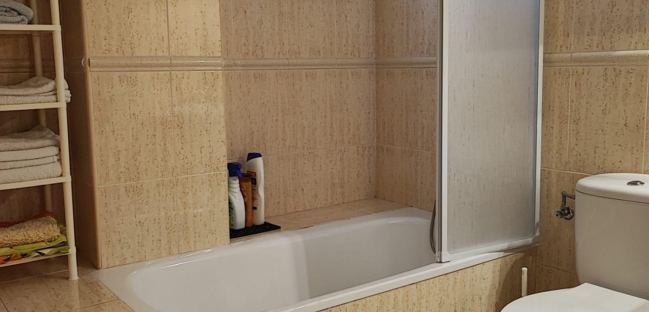 Herverkoop - Appartement / flat -
Torrevieja - Torreblanca