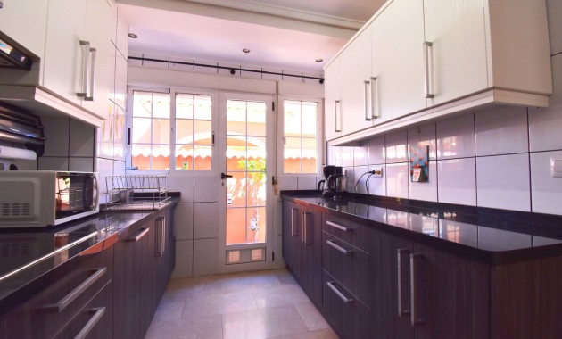 Herverkoop - Detached Villa -
Orihuela Costa - Playa Flamenca