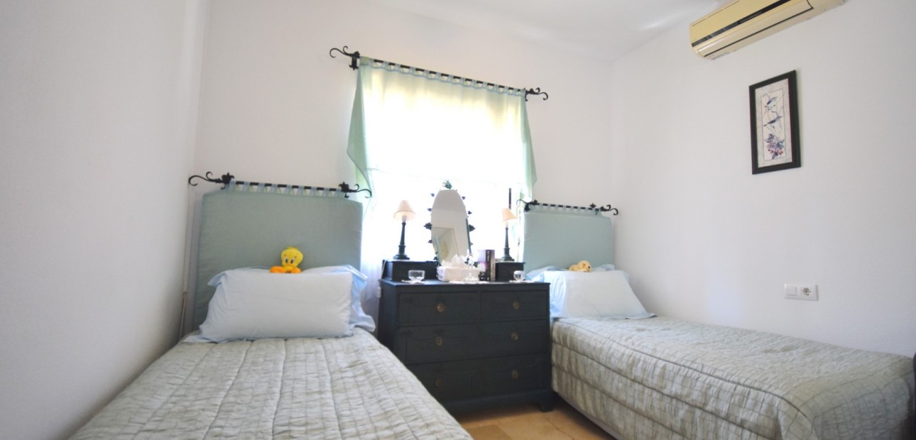 Herverkoop - Detached Villa -
Orihuela Costa - Playa Flamenca