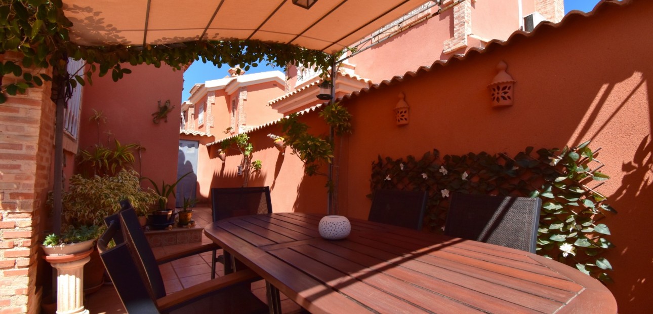 Herverkoop - Detached Villa -
Orihuela Costa - Playa Flamenca