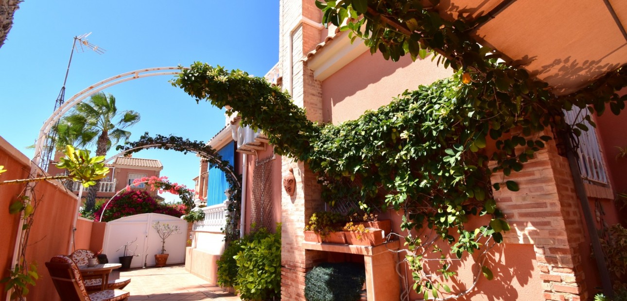 Herverkoop - Detached Villa -
Orihuela Costa - Playa Flamenca