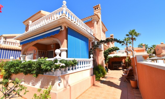 Herverkoop - Detached Villa -
Orihuela Costa - Playa Flamenca