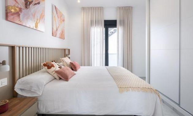 Sale - Villa -
Torrevieja - El limonar