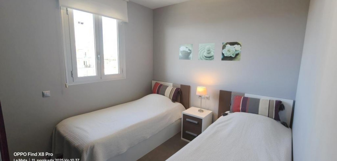 Herverkoop - Appartement / flat -
Torrevieja - La Mata