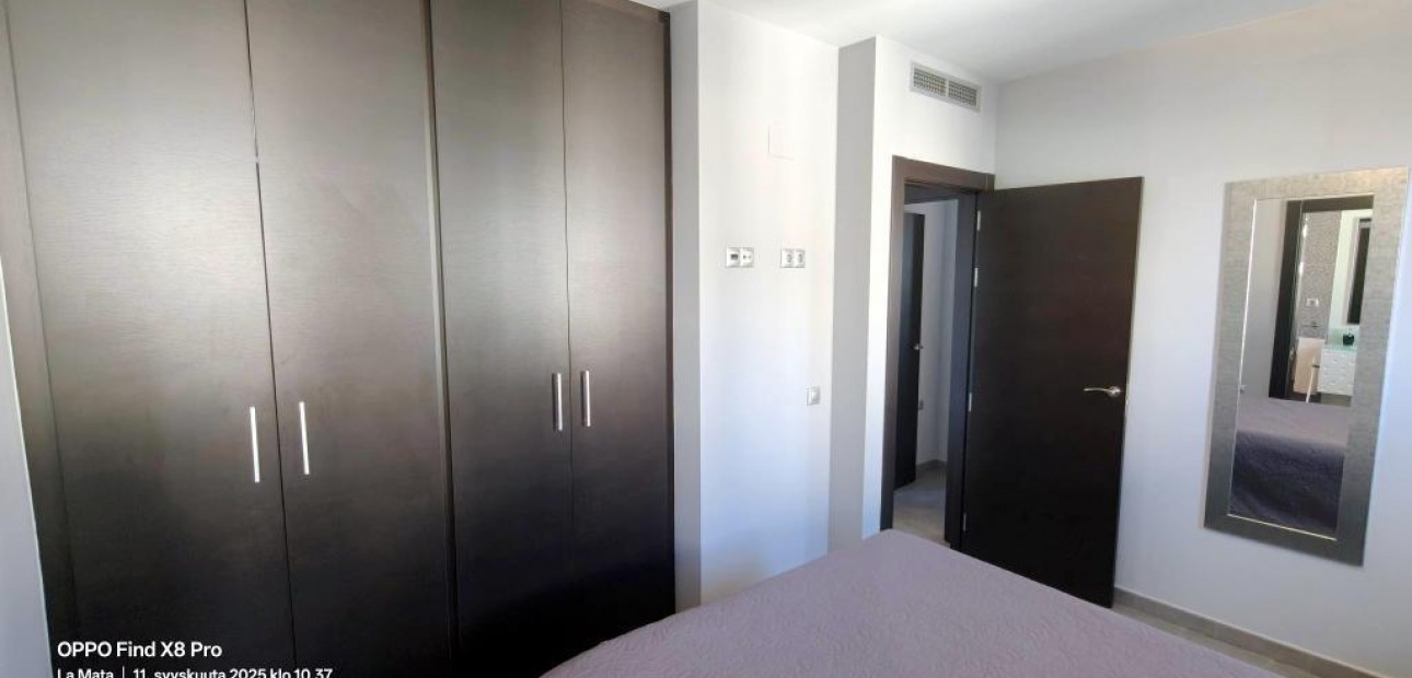 Herverkoop - Appartement / flat -
Torrevieja - La Mata