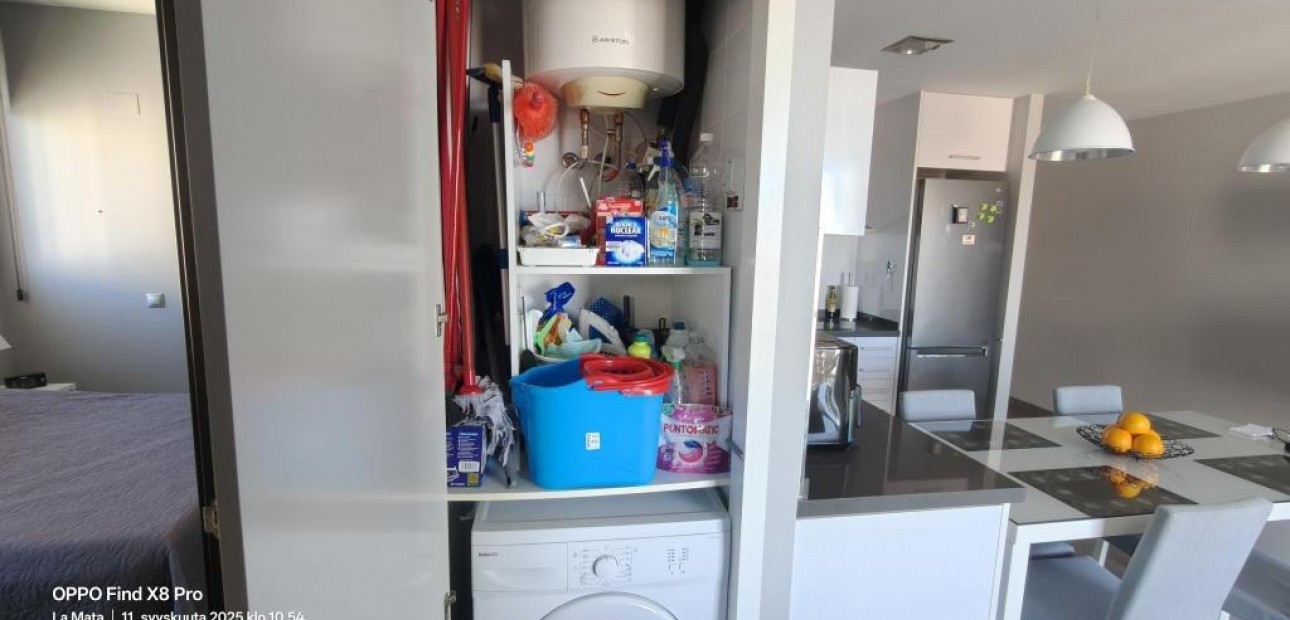 Herverkoop - Appartement / flat -
Torrevieja - La Mata