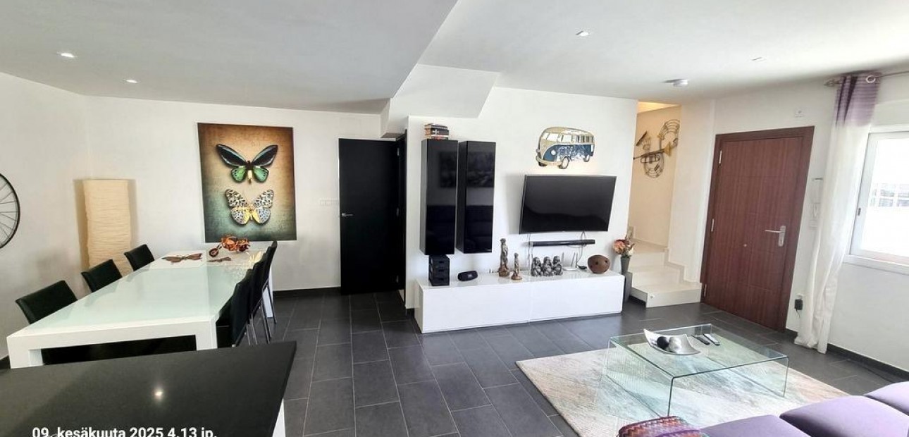 Sale - Villa -
Torrevieja - Aguas Nuevas