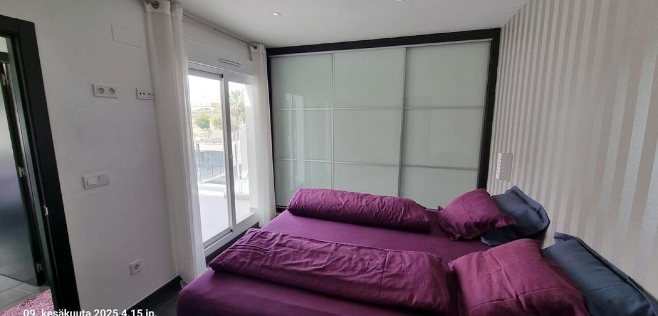 Sale - Villa -
Torrevieja - Aguas Nuevas