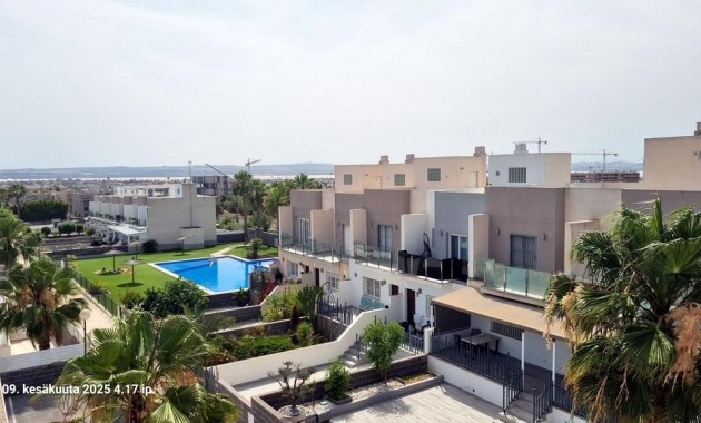 Sale - Villa -
Torrevieja - Aguas Nuevas