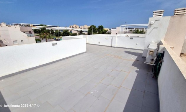 Sale - Villa -
Torrevieja - Aguas Nuevas