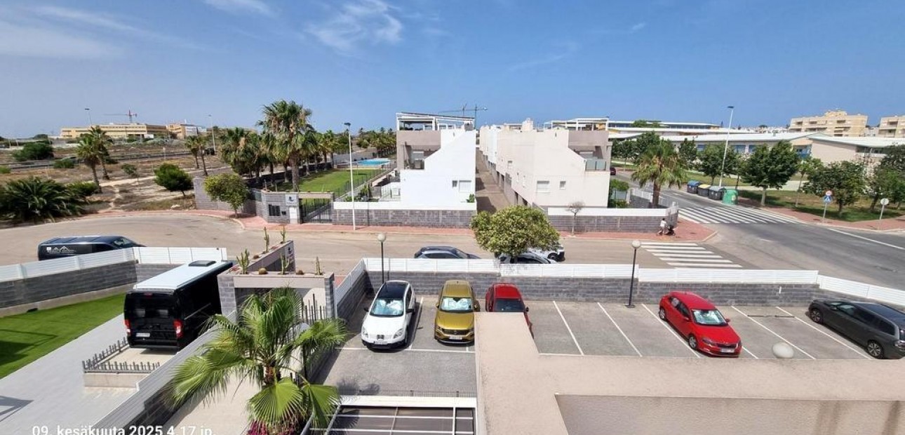 Sale - Villa -
Torrevieja - Aguas Nuevas