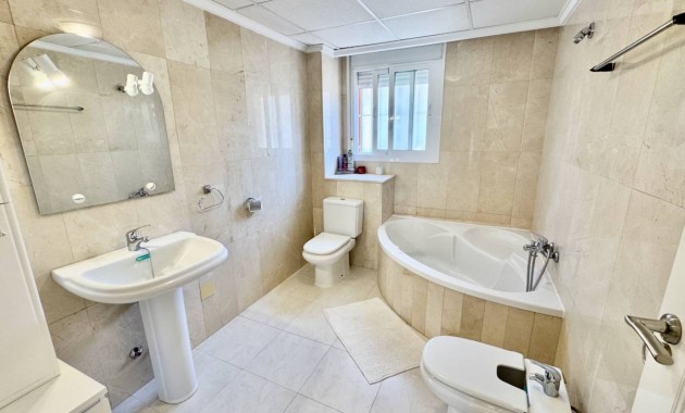 Herverkoop - Villa -
Ciudad Quesada