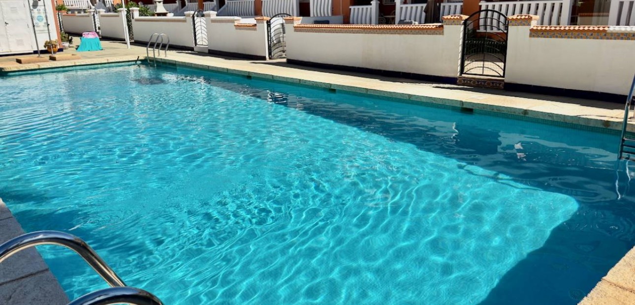 Herverkoop - Villa -
Ciudad Quesada