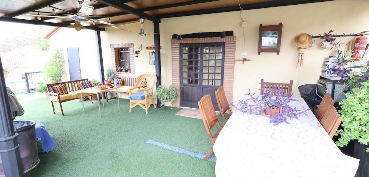 Herverkoop - House -
Fortuna - La garapacha