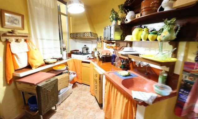 Herverkoop - House -
Fortuna - La garapacha