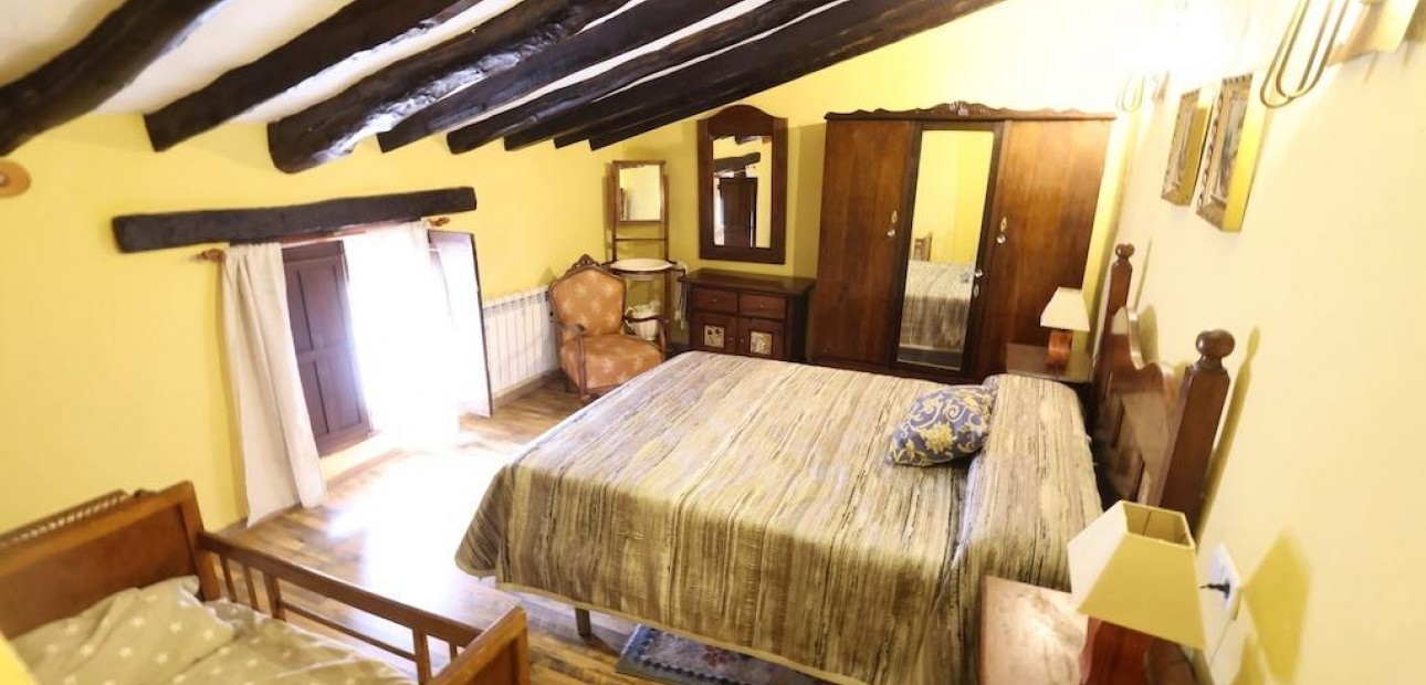 Herverkoop - House -
Fortuna - La garapacha