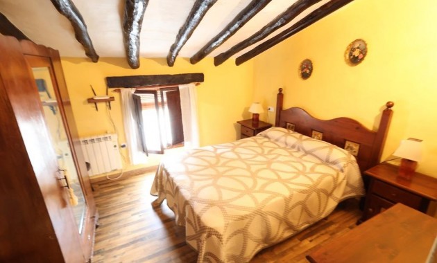 Herverkoop - House -
Fortuna - La garapacha