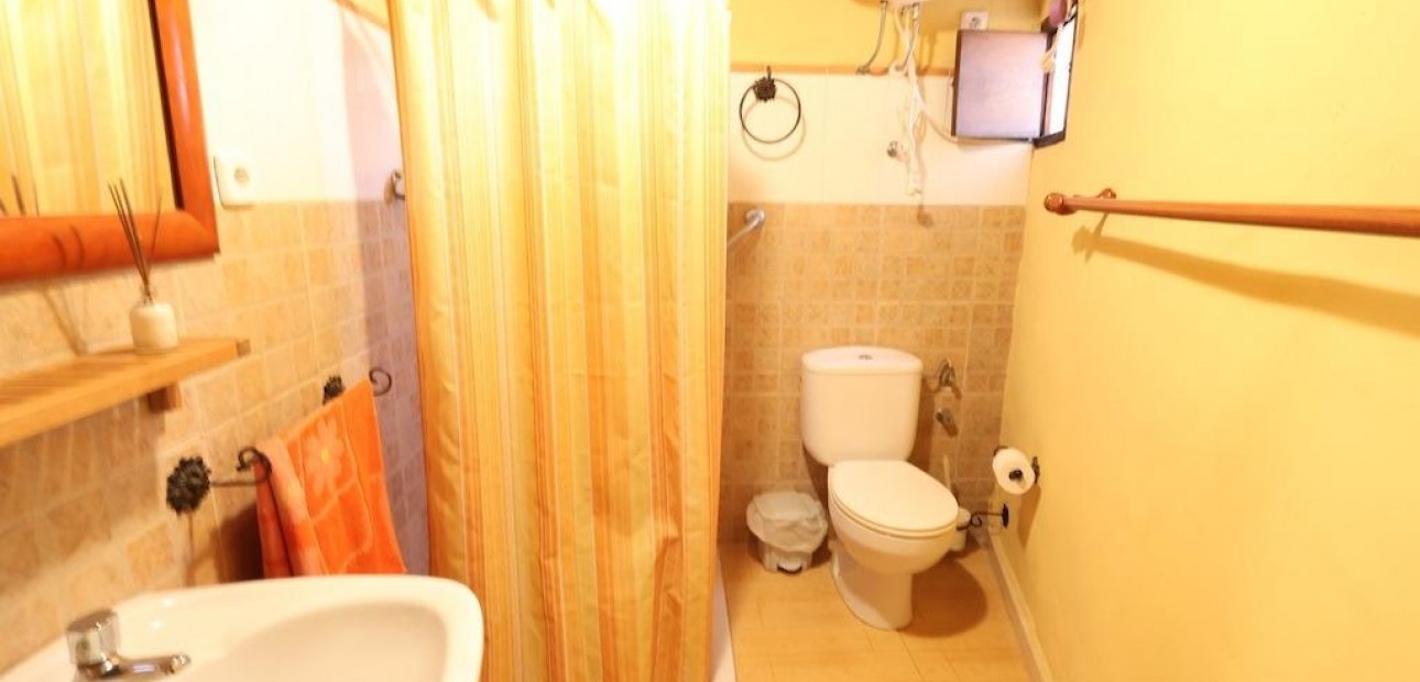 Herverkoop - House -
Fortuna - La garapacha