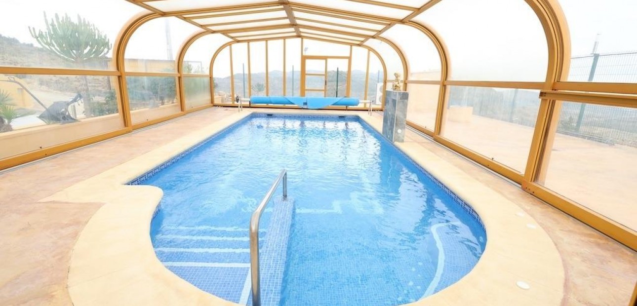 Herverkoop - Villa -
Fortuna - La garapacha