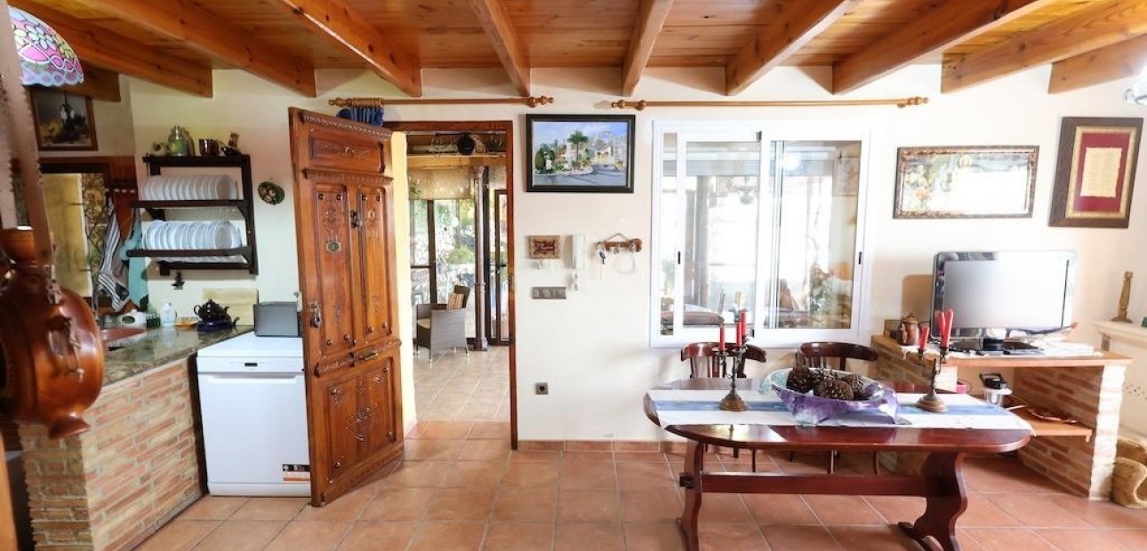 Herverkoop - Villa -
Fortuna - La garapacha