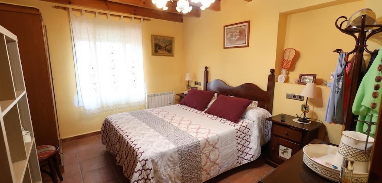 Herverkoop - Villa -
Fortuna - La garapacha