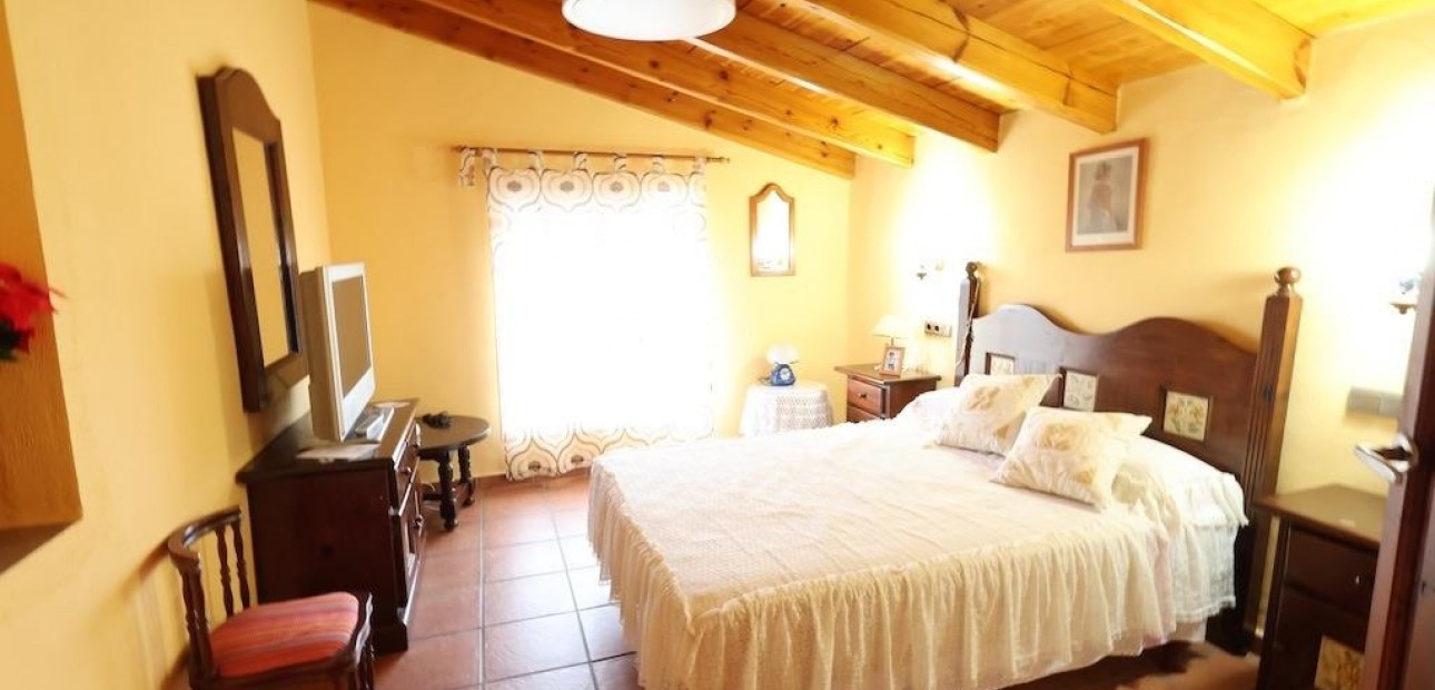 Herverkoop - Villa -
Fortuna - La garapacha